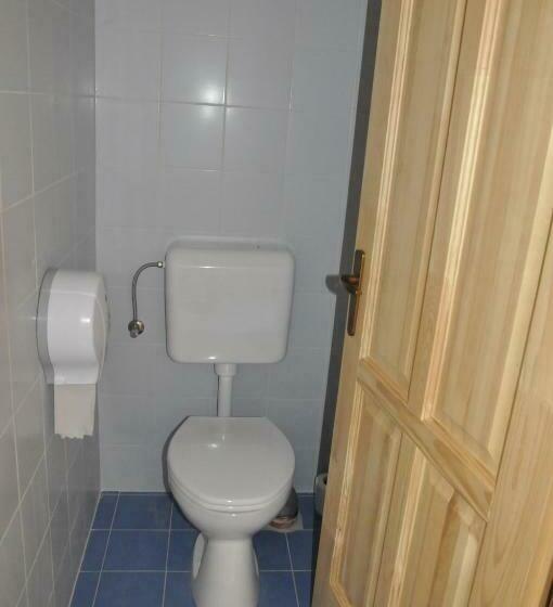 旅馆 Bak Vendéglő Faházak