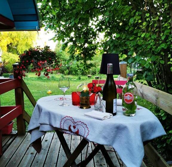 住宿加早餐 La Maison Des Oiseaux. Roulotte