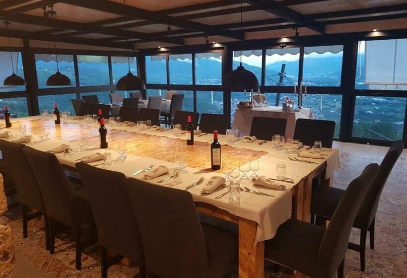 בית מלון כפרי Tenuta Del Re The King Ss