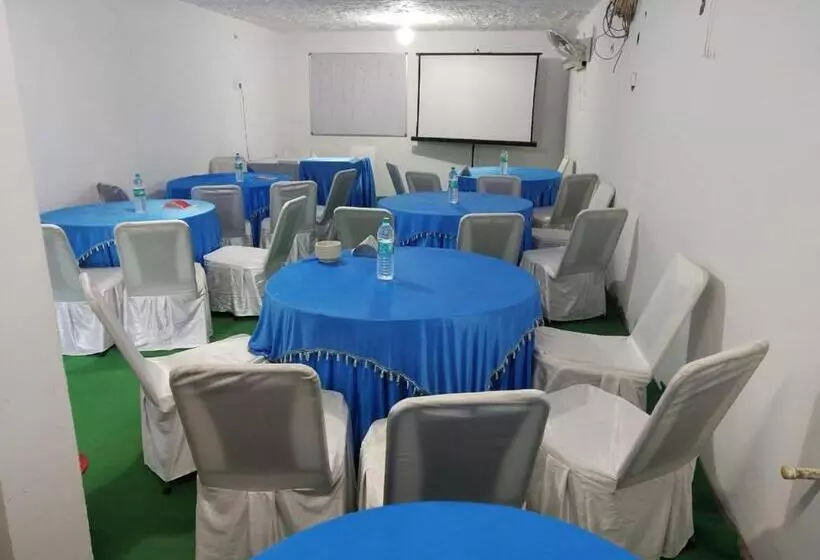 ホテル Gill Tower