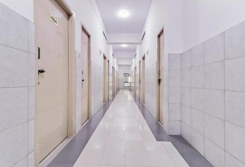 فندق Shanthi Comforts