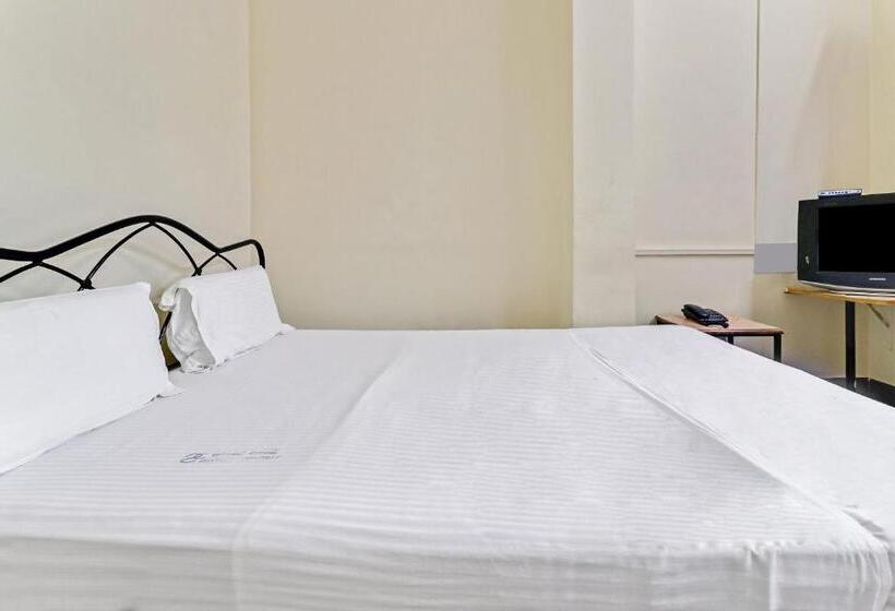 فندق Shanthi Comforts