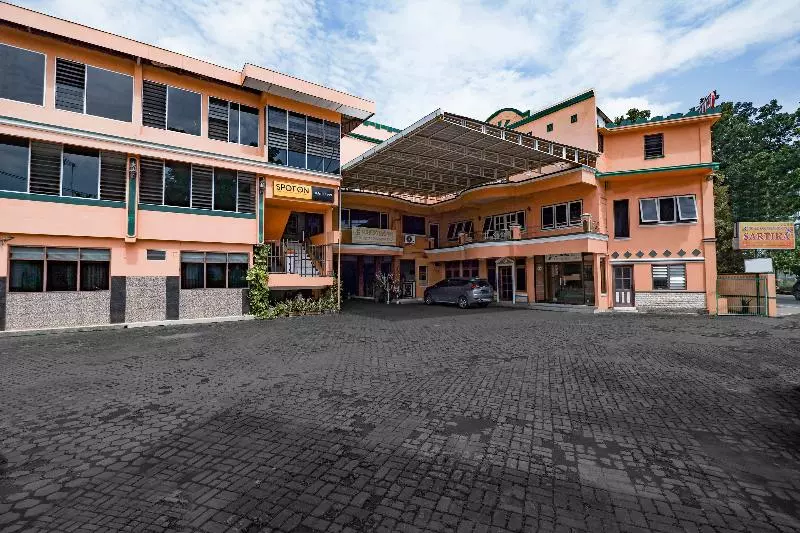 Hotel Spot On Sartika Inn Pati