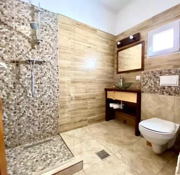 پانسیون Casa Margau