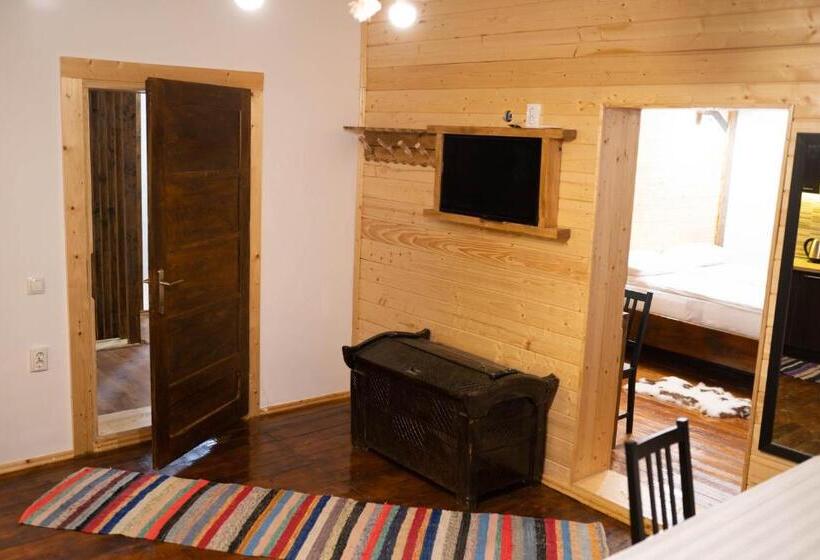 بنسيون Casa Margau