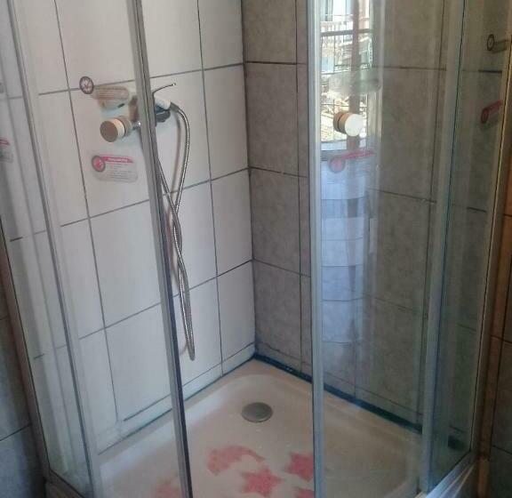 ペンション Habitaciones Gabriel