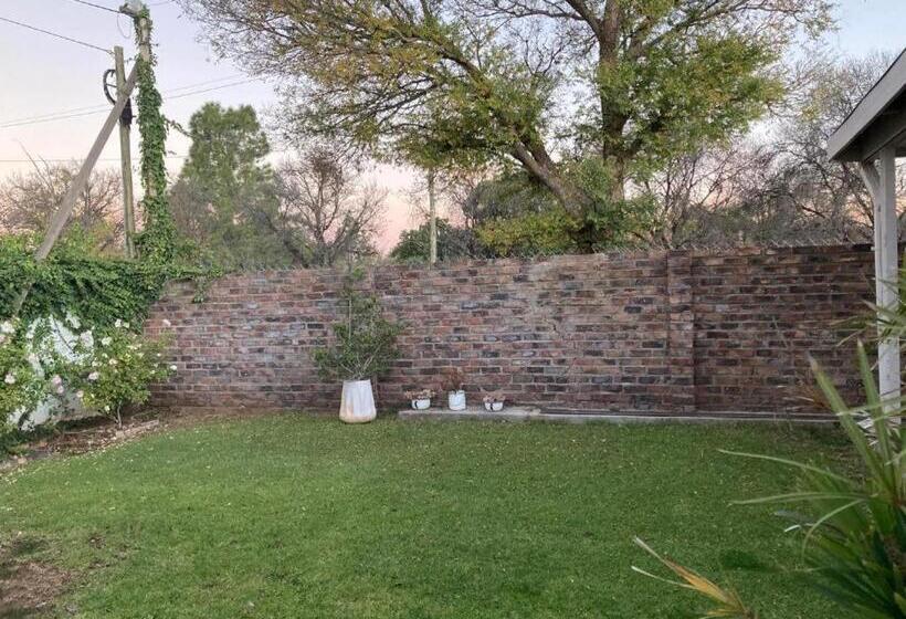 بنسيون Hearts Haven