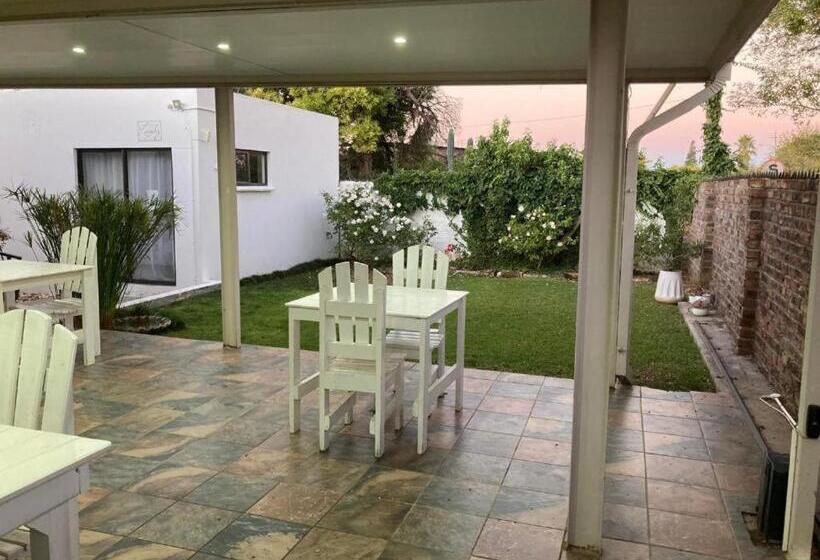 بنسيون Hearts Haven