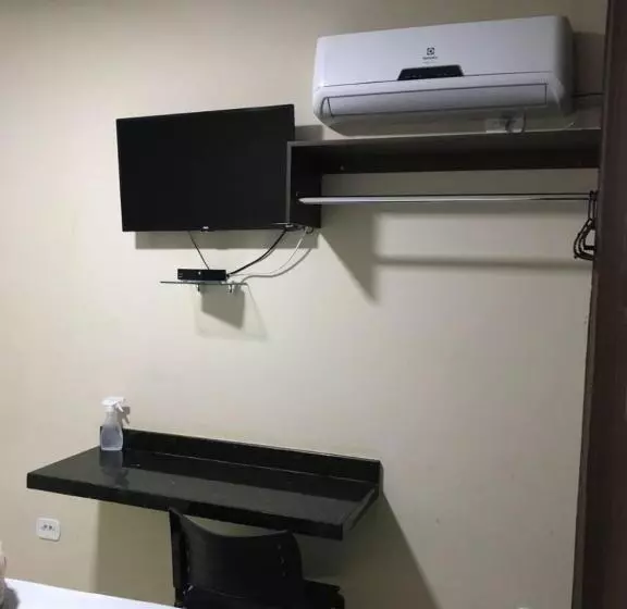 ペンション Pousada E Restaurante Mke