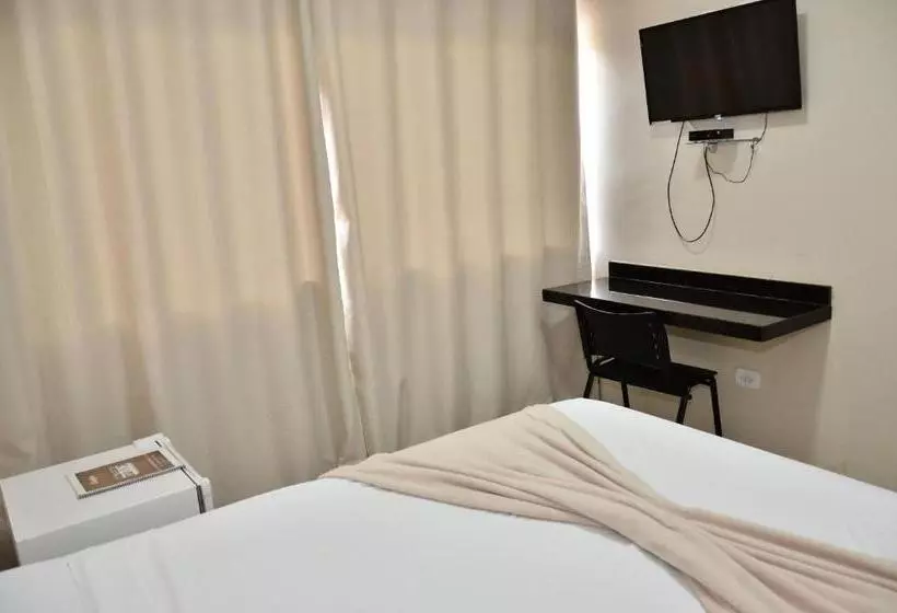 ペンション Pousada E Restaurante Mke