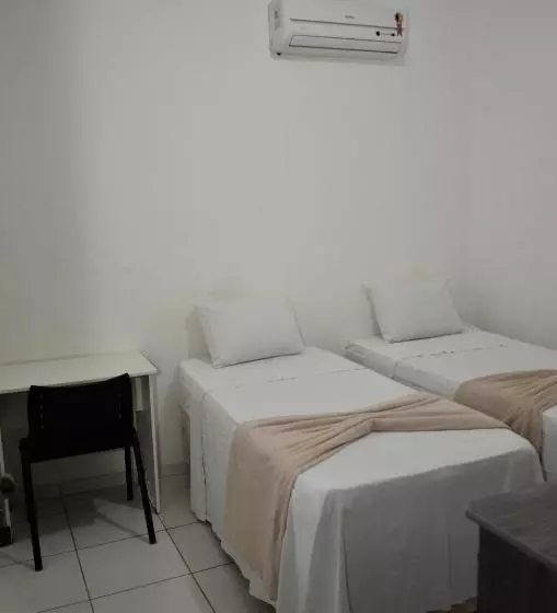 ペンション Pousada E Restaurante Mke