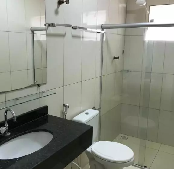 ペンション Pousada E Restaurante Mke