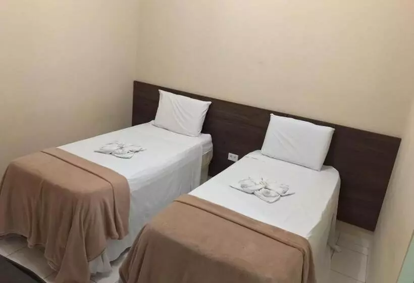 ペンション Pousada E Restaurante Mke