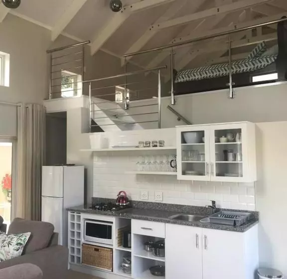 Majatalo The Suites At Waterryk Eco Guest Farm