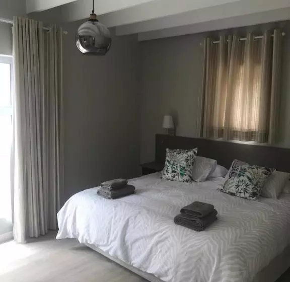 Majatalo The Suites At Waterryk Eco Guest Farm