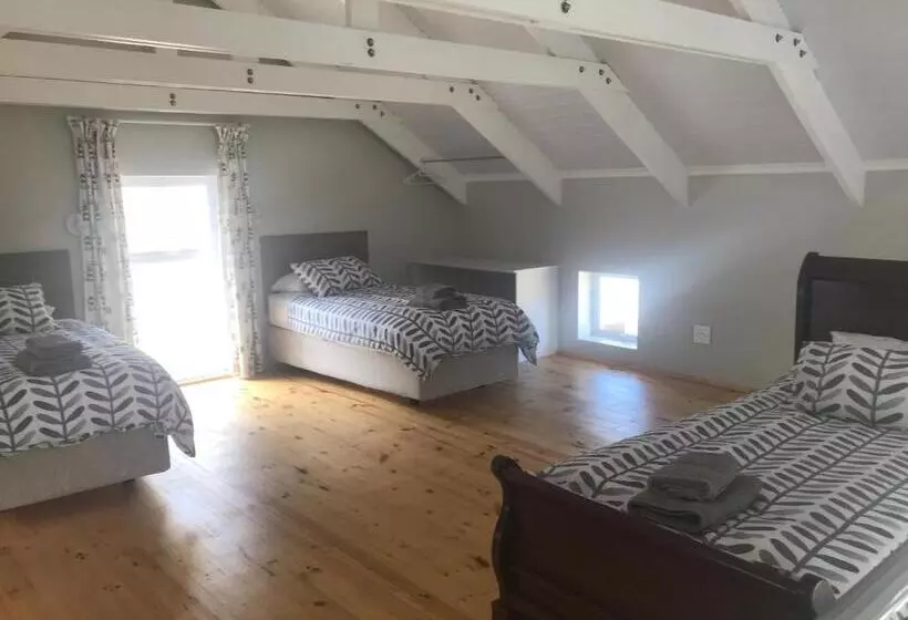 Majatalo The Suites At Waterryk Eco Guest Farm