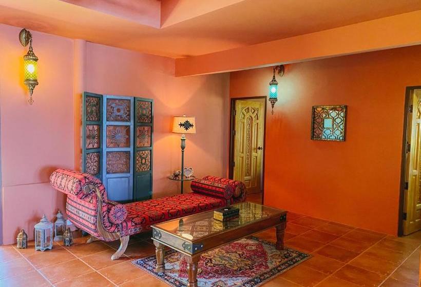 منتجع Namreka Sanctuary Wellness Retreat