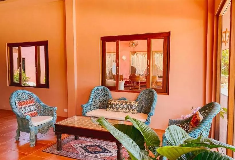 リゾートホテル Namreka Sanctuary Wellness Retreat