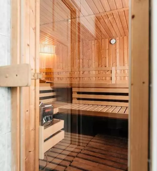 Aamiaismajoitus (B&B) Pension Rose Trandafirul