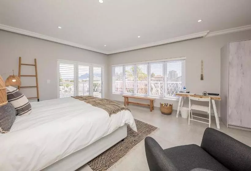 Aamiaismajoitus (B&B) The Little Palm