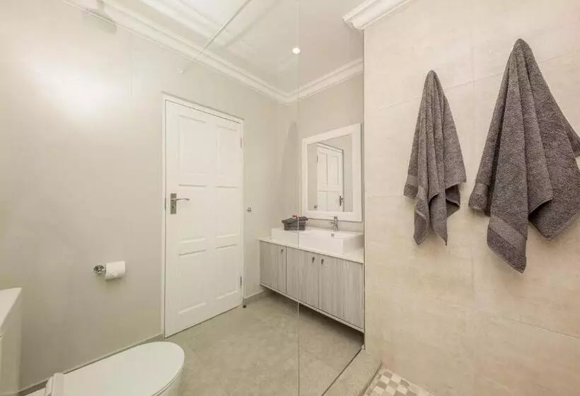 Aamiaismajoitus (B&B) The Little Palm