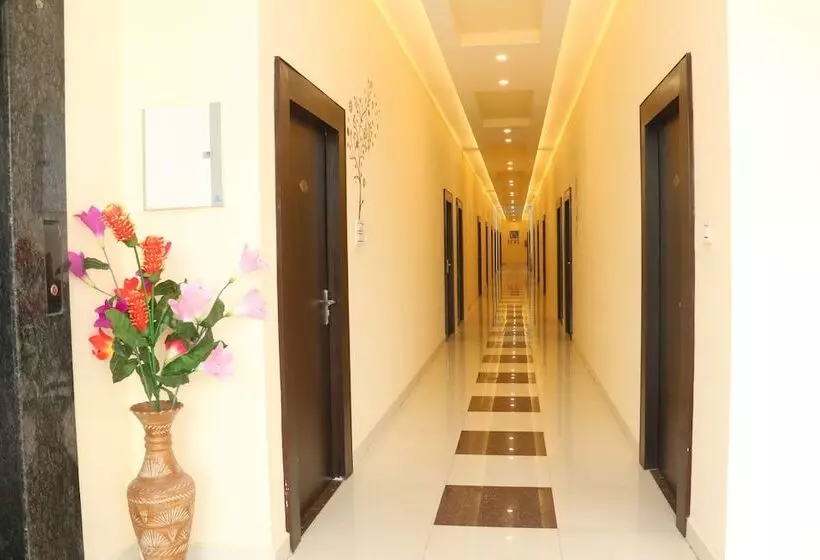 Hotelli Genx Mirzapur