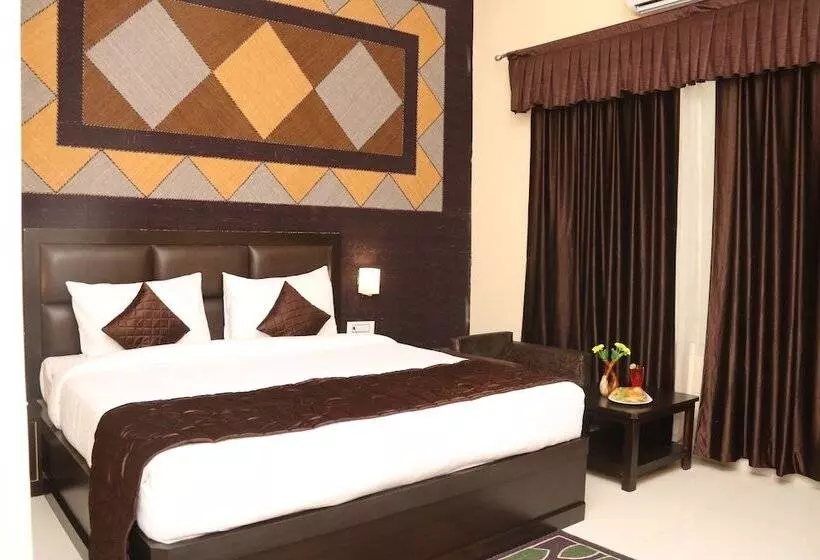 Hotelli Genx Mirzapur