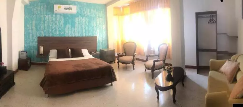 Hotelli Giron Campestre