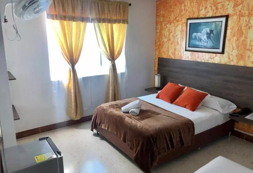 Hotelli Giron Campestre