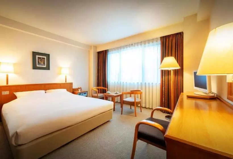 ホテル Io Alpheratz