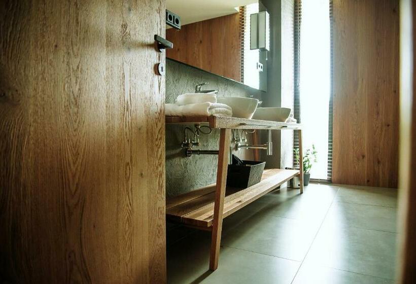 Отель Lajvér Borbirtok