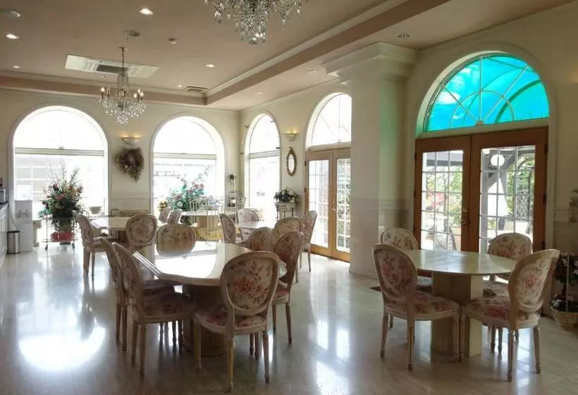 Hotelli Princess Court