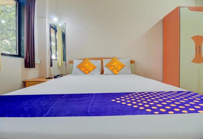 酒店 Spot On 63612 S Food Park