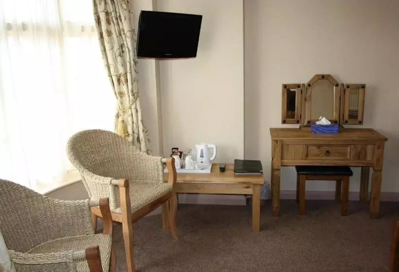 Hotelli The Feathers