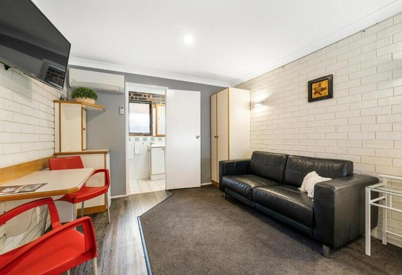 호스텔 Esk Wivenhoe Motor Inn