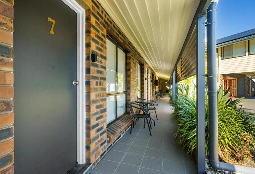 호스텔 Esk Wivenhoe Motor Inn