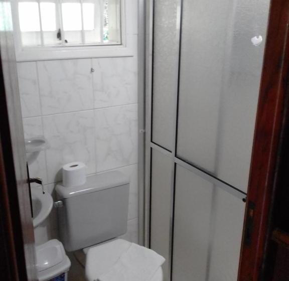 Hostel Pousada Casa Amarela