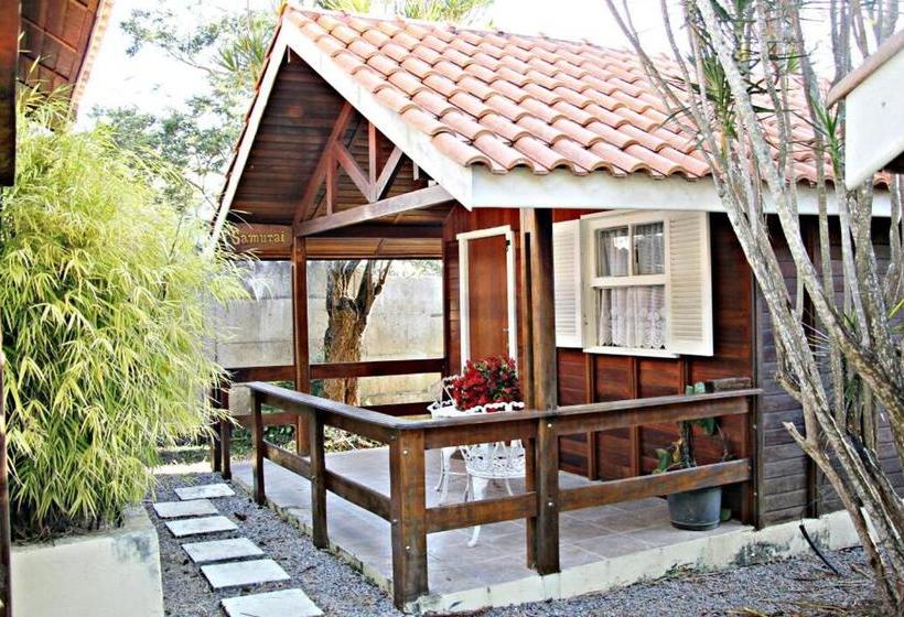 Hostel Pousada Casa Amarela