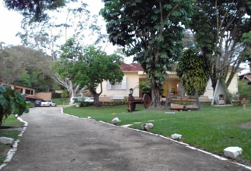 Hostel Pousada Casa Amarela