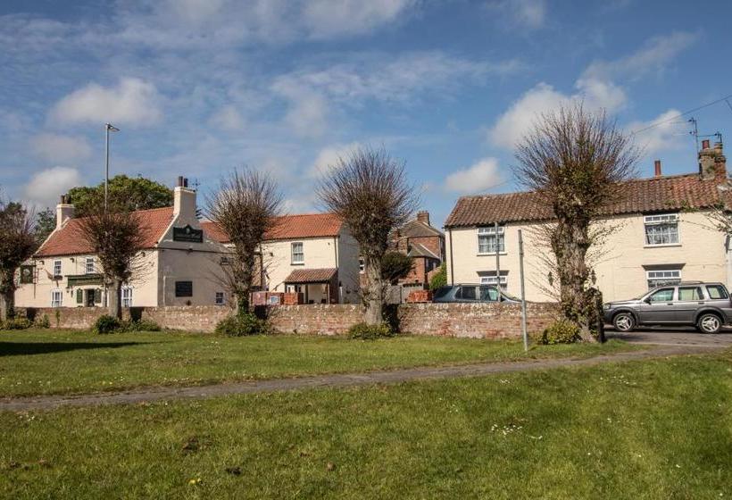 فندق صغير The Cabin Saracens Head