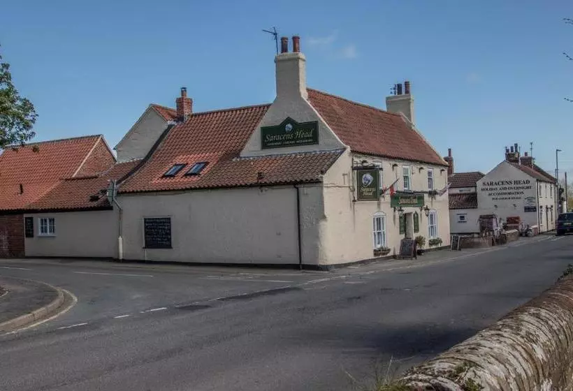 ユースホステル The Cabin Saracens Head