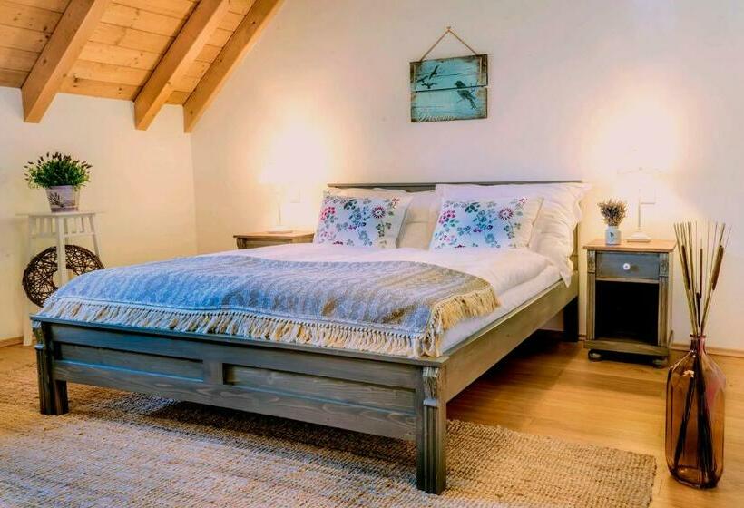 مبيت وإفطار Basaltina Panzió