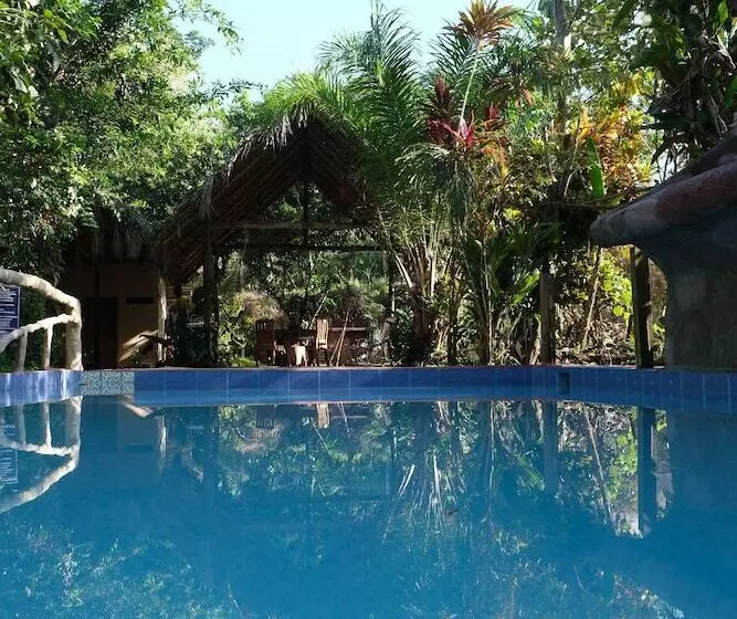 Aamiaismajoitus (B&B) Iguanitas Lodge