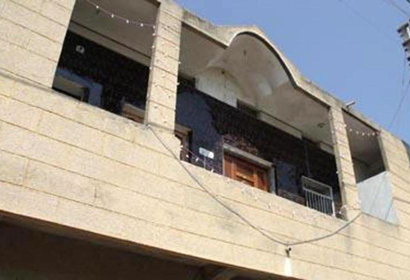 Bed and Breakfast Jash Homestay