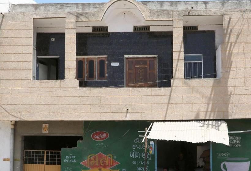 Bed and Breakfast Jash Homestay