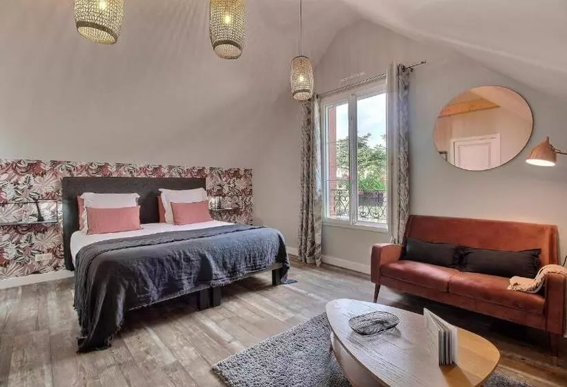 Aamiaismajoitus (B&B) La Cotentine Maison D Hôtes