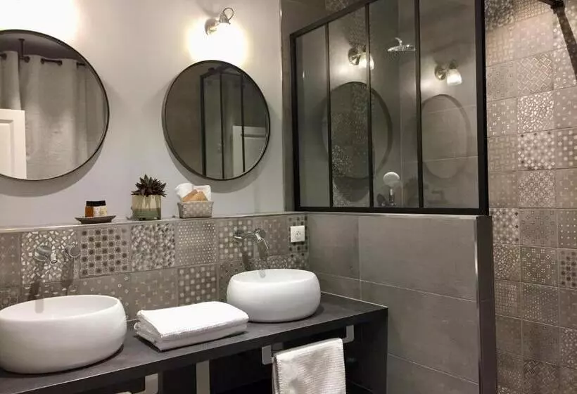 Aamiaismajoitus (B&B) La Cotentine Maison D Hôtes