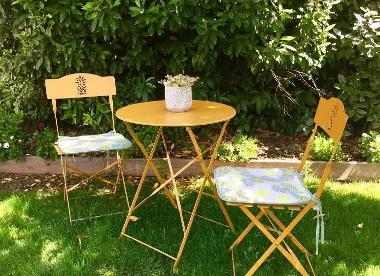 Aamiaismajoitus (B&B) La Cotentine Maison D Hôtes