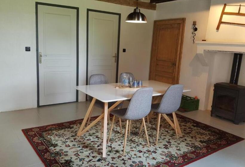 민박 Camping La Cour D Enchère