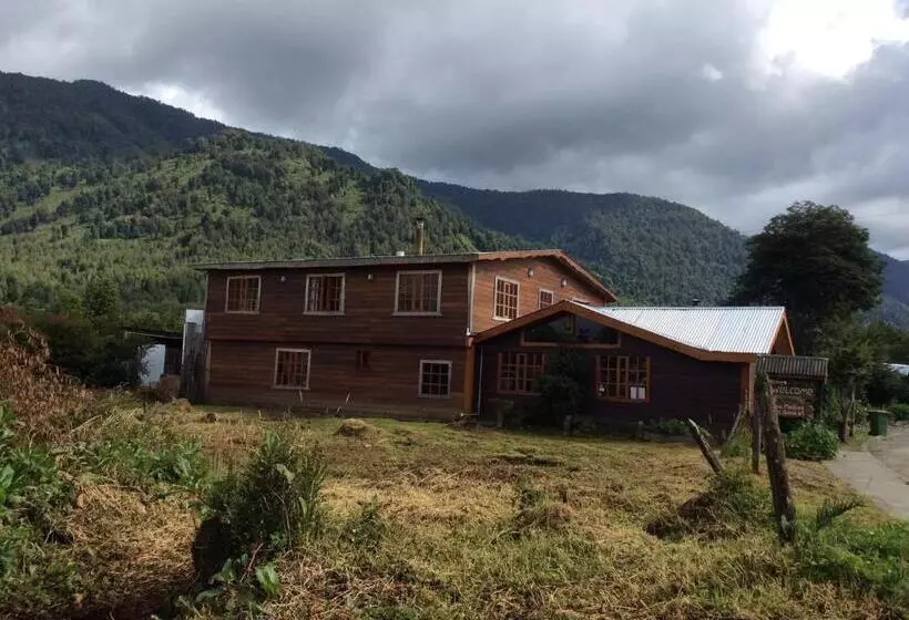 Aamiaismajoitus (B&B) Los Mañíos Del Queulat Puyuhuapi